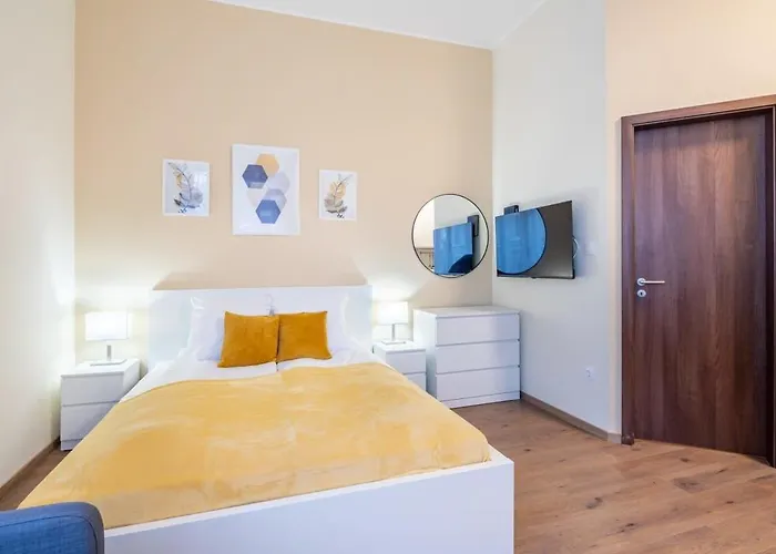 Super New Budapest